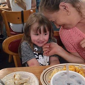 Meet your Posher, Lowanna